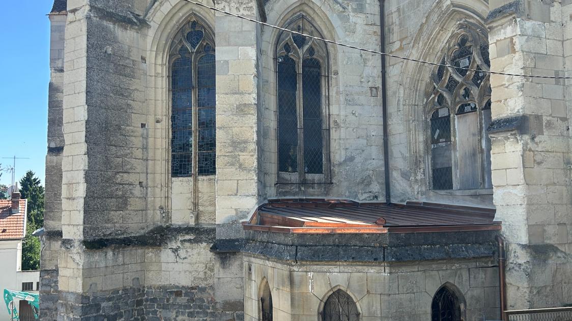 découvrez cette église à rénover à vendre près du 15e arrondissement de paris, une opportunité unique pour 2025 de créer un espace exceptionnel au cœur de la capitale.