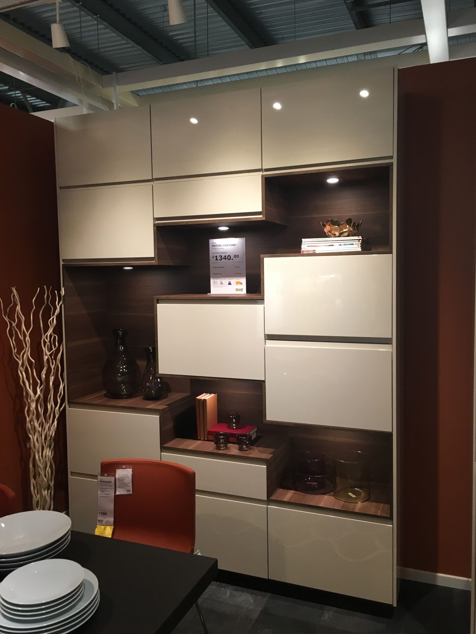 découvrez voxtorp cuisine : alliez style moderne et praticité pour un espace culinaire fonctionnel et design.